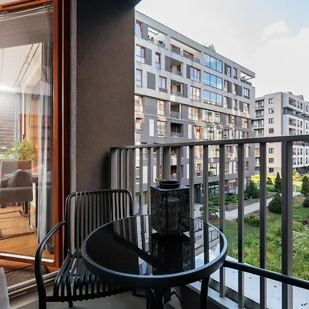 Zablocie Near Schindler Factory, Free Parking, Ac & Balcony - By Upstairs Cracóvia
