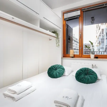 Zablocie Near Schindler Factory, Free Parking, Ac & Balcony - By Upstairs * Cracóvia