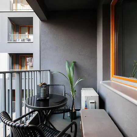 Zablocie Near Schindler Factory, Free Parking, Ac & Balcony - By Upstairs Apartamento