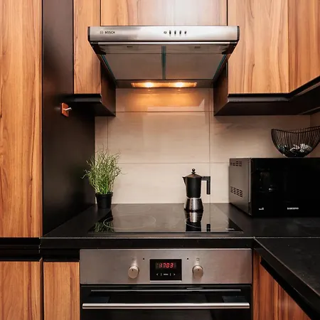 Apartamento Zablocie Near Schindler Factory, Free Parking, Ac & Balcony - By Upstairs